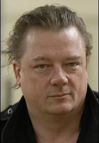 배우인 페터 쿠르트의 대표 이미지