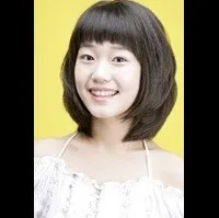 영화배우인 윤아름의 대표 이미지