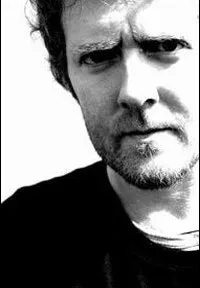 배우, 음악인 펠림 곰리의 대표 이미지