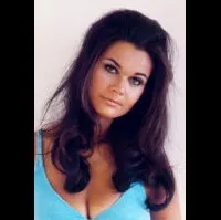 배우인 이모겐 하살의 대표 이미지