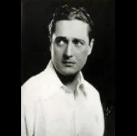 영화배우인 에드먼드 로우의 대표 이미지