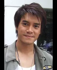 배우인 아루챠 토에사왓의 대표 이미지