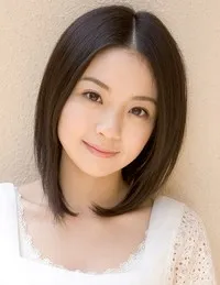 영화배우인 아키야마 에리의 대표 이미지