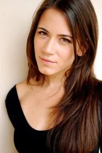 배우인 나탈리 페이의 대표 이미지