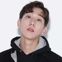 연극배우, 탤런트인 신표의 대표 이미지