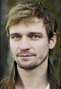 배우인 마이크 솔바흐의 대표 이미지