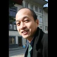 영화감독인 쳉웬탕의 대표 이미지
