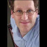 감독, 각본, 음악, 캐스팅, 배우인 올리비에르 아셀린의 대표 이미지
