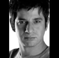 배우인 미구엘 로다르테의 대표 이미지