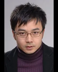 배우인 왕함의 대표 이미지