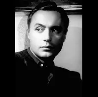 배우인 샤를 보와이에의 대표 이미지