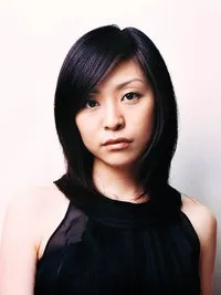 영화배우인 우치다 치카의 대표 이미지