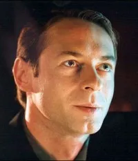 배우인 이리 드보락의 대표 이미지