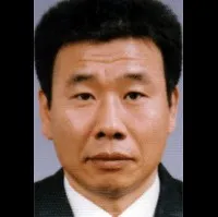 배우인 최근제의 대표 이미지