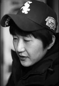 감독인 서봉성의 대표 이미지