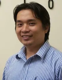 애니메이션 감독인 니잠 라작의 대표 이미지