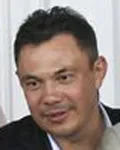 복싱선수인 코스티야 추의 대표 이미지