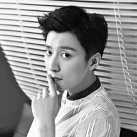 가수, 영화배우인 교임량의 대표 이미지