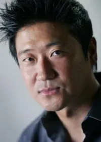 영화배우인 탐 최의 대표 이미지