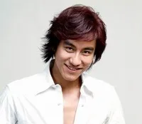 배우인 황맹의 대표 이미지
