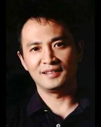 배우인 정지성의 대표 이미지