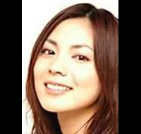 배우인 와타세 미유의 대표 이미지