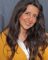 배우인 이베트 곤잘레즈의 대표 이미지