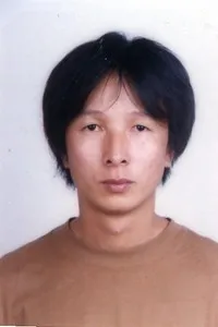 감독, 각본, 제작/기획, 촬영, 편집인 유안허의 대표 이미지