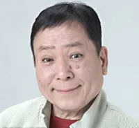 배우인 아시야 코간의 대표 이미지