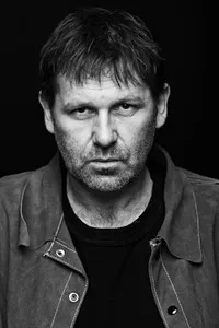 배우인 요겐 랜게르의 대표 이미지