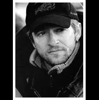 배우, 감독, 각본, 제작/기획인 찰리 스트래튼의 대표 이미지