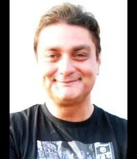 영화배우인 비나이 파탁의 대표 이미지