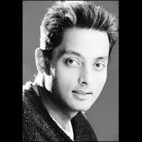 감독, 각본, 제작/기획, 배우인 수조이 고쉬의 대표 이미지