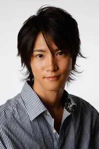 영화배우인 시라이시 슌야의 대표 이미지