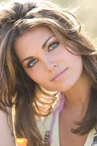 배우인 케이트 프렌치의 대표 이미지