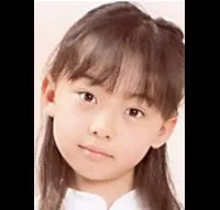 배우인 우메하라 마코의 대표 이미지
