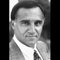 감독, 배우인 토니 로 비안코의 대표 이미지