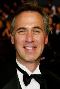 영화배우인 톰 아만데스의 대표 이미지