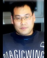 배우인 송영석의 대표 이미지