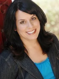 배우, 감독, 제작/기획, 편집인 줄리 스티븐스의 대표 이미지