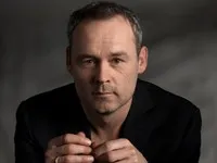 영화배우인 마르셀 헨세마의 대표 이미지