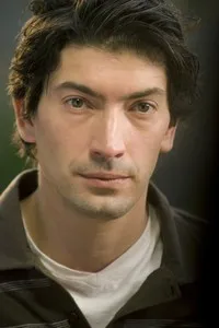 배우인 프레데릭 앙드로의 대표 이미지