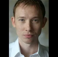 배우인 라팔 모르의 대표 이미지