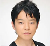배우인 아다치 나오토의 대표 이미지