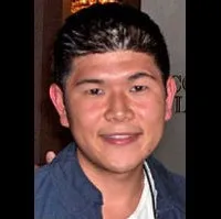 감독, 각본인 브렌트 안베의 대표 이미지