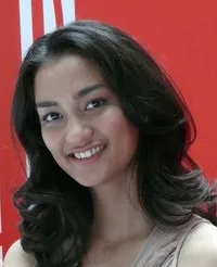 영화배우인 아티카 하시홀란의 대표 이미지