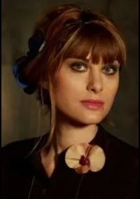 배우인 마틸드 브리송의 대표 이미지