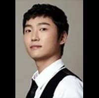 뮤지컬 배우인 최경훈의 대표 이미지