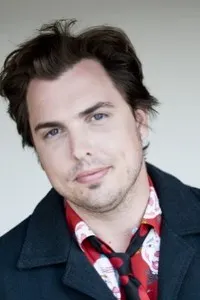 배우인 길포드 아담스의 대표 이미지