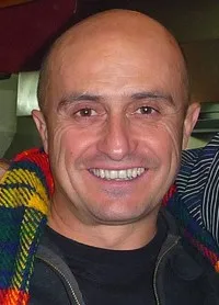 배우인 페페 비유에라의 대표 이미지